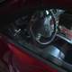 Imagen para el artículo titulado Un hombre queda atrapado en su Cadillac 14 horas después de que la puerta eléctrica dejara de funcionar
